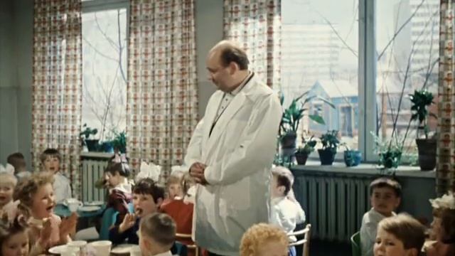 Как заставить детей завтракать в садике смотреть онлайн