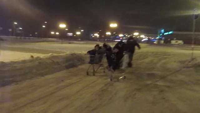 Новогодние гонки!! смотреть онлайн
