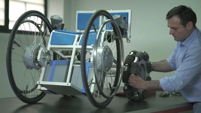 laddroller, the 4x4 standing wheelchair of the future..today смотреть онлайн