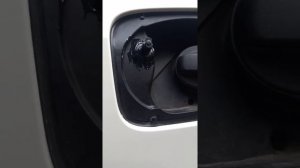 Ремонт блока запирания лючка бензобака Ауди q3