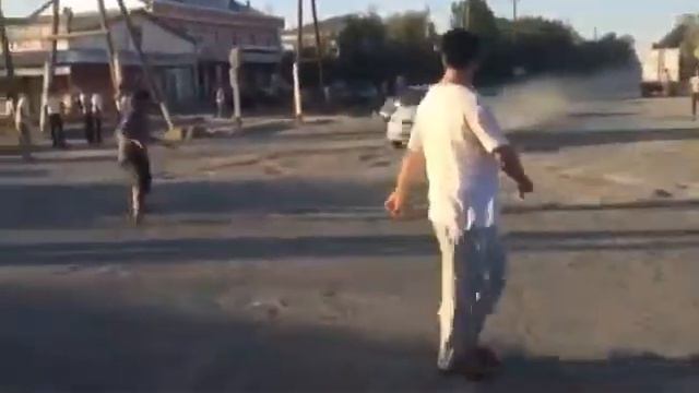 Дебилы 80 уровня из Узбекистана смотреть онлайн