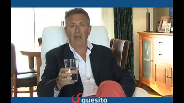 SQUESITO CASTELLANO смотреть онлайн