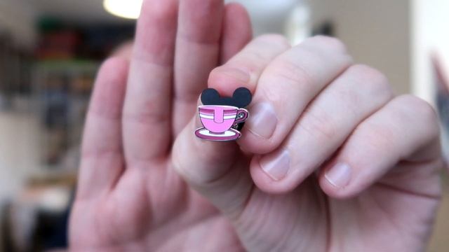 Tiny Kingdom Series 3 Mystery Pins | Vlogtober 2020 Day 16! смотреть онлайн
