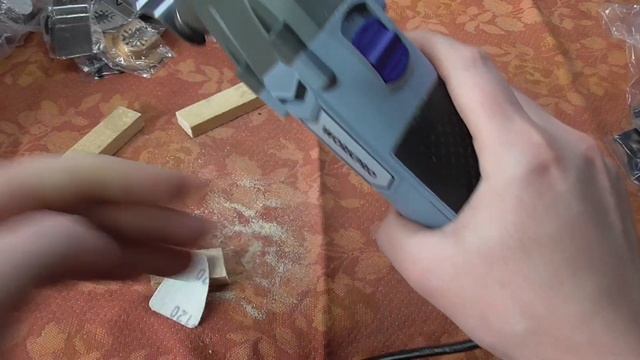 Реноватор WORKPRO (W123005A ) 220 В, 300 Вт. + набор 66 шт. для многофункционального инструмента. смотреть онлайн