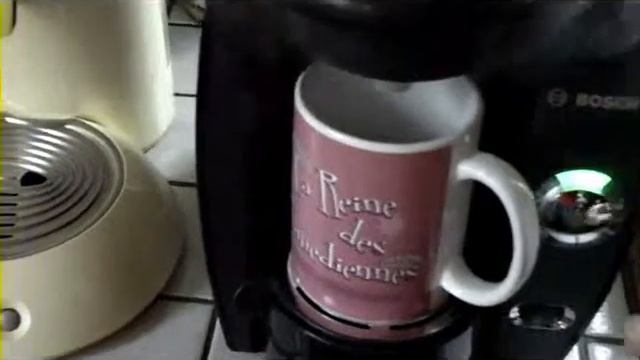 Déballage Tassimo + essai boisson (Part 2 ) смотреть онлайн