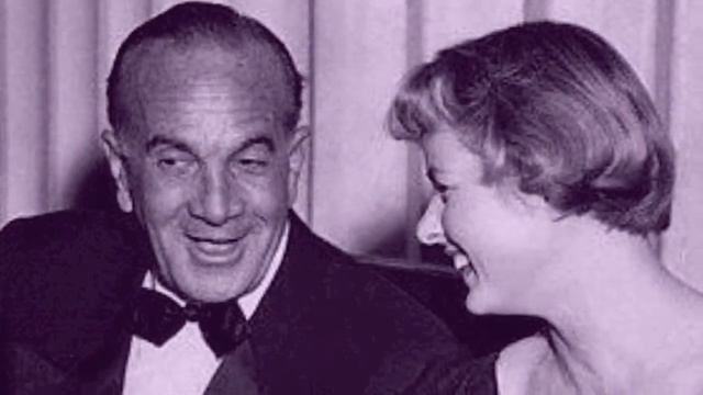 Kraft Music Hall | Al Jolson | Hannah from Savannah смотреть онлайн