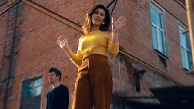 ЧУК & СЕСТРА САТИ КАЗАНОВОЙ - МЕНЯ УСЛЫШЬ (ИСТОРИЯ ЛЮБВИ 3) смотреть онлайн