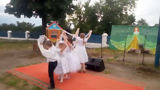 День деревни Болотня, танец 2 класса Болотнянской со смотреть онлайн