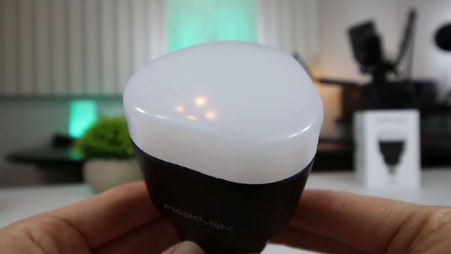 Epic Smart LED Light Bulb Review: MagicLight WiFi Smart LED Light Bulb смотреть онлайн