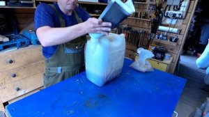 Как ОТМЫТЬ КАНИСТРУ от налёта и плесени!!!