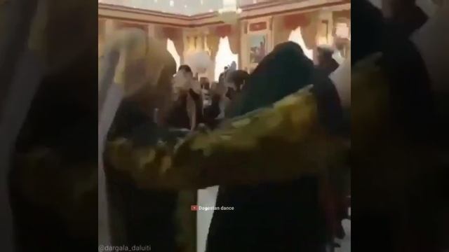 Женский танец на свадьбе смотреть онлайн