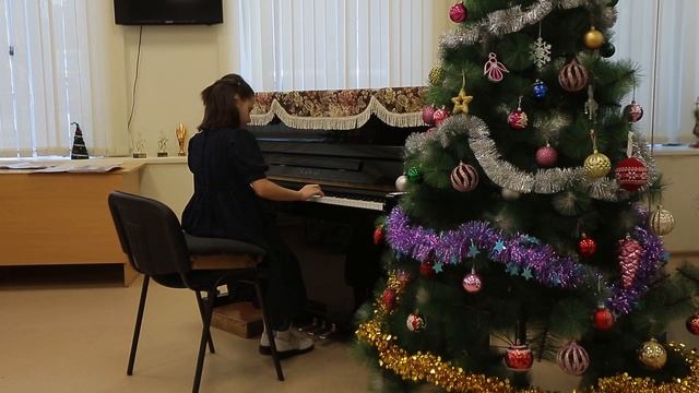 Новогодний концерт 3 класса ФГТ Хорового отделения ДШИ им. В. В. Знаменского_2021 смотреть онлайн