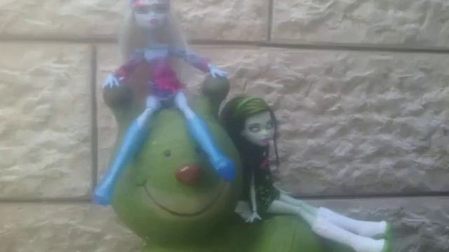 Стоп моушен Монстер Хай весёлая фотосесия смотреть онлайн