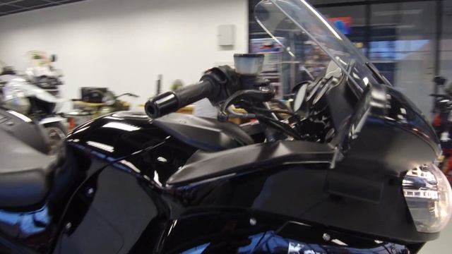 KAWASAKI 1400GTR смотреть онлайн