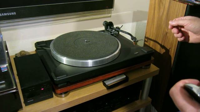 C.E.C. St930 Turntable смотреть онлайн