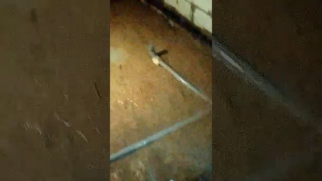 Делаем пол в ванной часть 1 смотреть онлайн