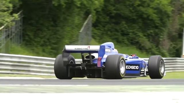 Kumho fornitore ufficiale dell'AutoGP смотреть онлайн