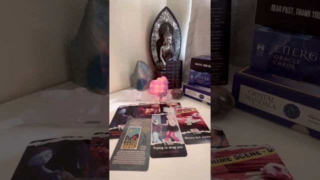 Last day of may.. bigger + better things after coming after all the chaos. #tarot #collective #may смотреть онлайн