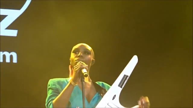 Laura Mvula - People, NorthSeaJazz 08-07-2017 смотреть онлайн