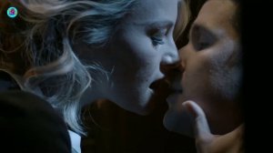 учительница возбудила ученика