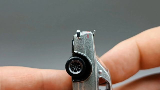 NEW! Tarmac Works NISSAN Skyline 2000 GT-R Unboxing