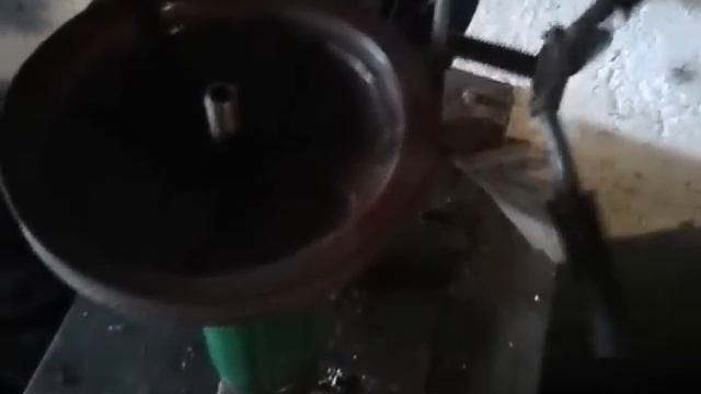 Самодельный сверлильный станок.Homemade drilling machine. смотреть онлайн