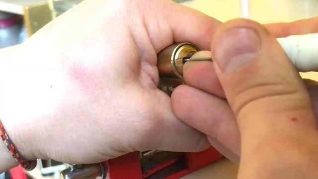 (2)Как вскрыть личинку Msm смотреть онлайн