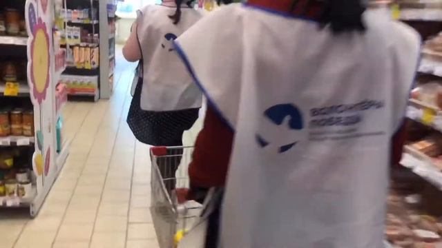 Отдел по делам молодёжи Кущёвского района оказывает в период карантина помощь людям смотреть онлайн