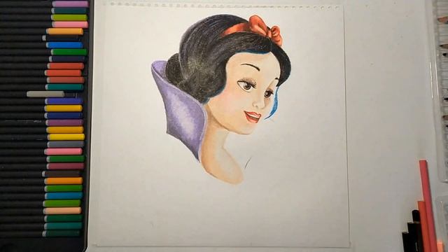 Drawing Snow White. Рисуем Белоснежку. смотреть онлайн