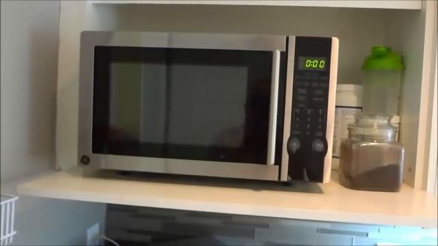 How To Clean A Microwave With A Lemon смотреть онлайн