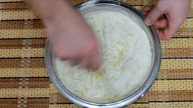 Тесто для тонкой пиццы. (Рецепт дрожжевого теста.) смотреть онлайн