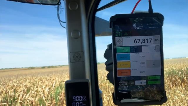 Grain Cart w/ the 8RX смотреть онлайн