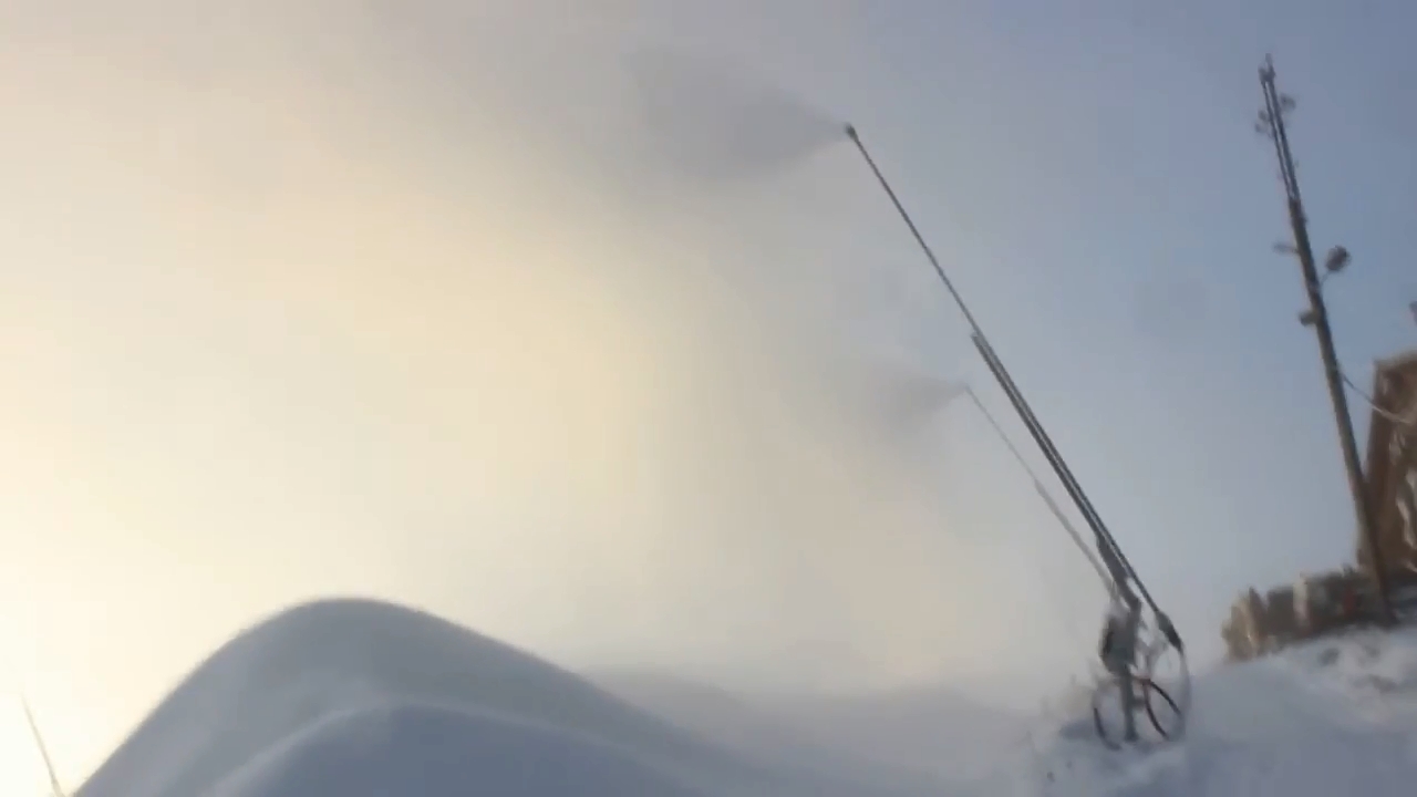 Оснежнение тюбинговой трассы, 17 декабря 2018 г. смотреть онлайн