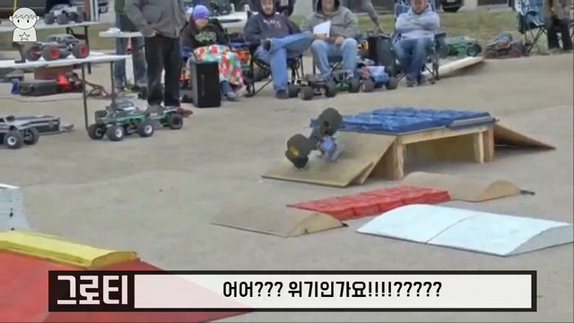카트라이더 같은 몬스터 트럭 쇼 병맛 편집ㅋ смотреть онлайн