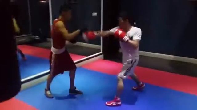 М Али Бокс смотреть онлайн