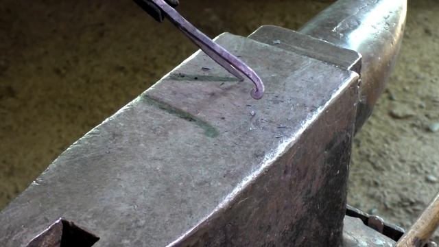 кованый двойной крючок смотреть онлайн