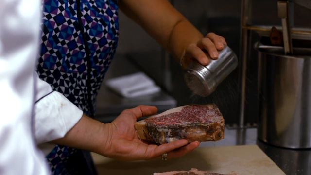 Ben and Jack's Steakhouse On Live It Up With Donna Drake смотреть онлайн