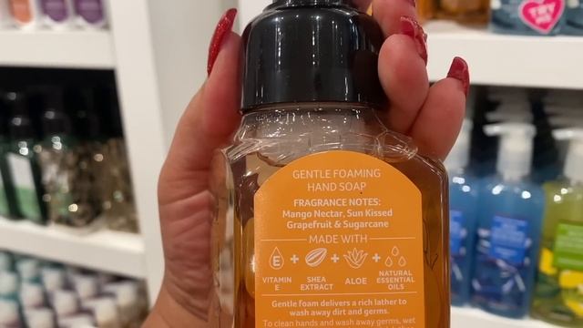 *SAS NEW ITEMS* BATH & BODY WORKS STORE WALK THRU // 2 STORES IN THIS VIDEO смотреть онлайн