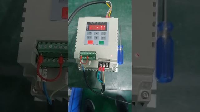 DFL200N Single-phase Output Frequency Conversion Constant Pressure Water Supply Frequency Converter