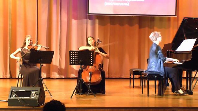 А Аренский, Фортепианное трио №1, d-moll соч. 32, III часть смотреть онлайн