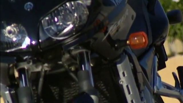 Yamaha FZ6 y FZ1 ? ✊!!!!! смотреть онлайн