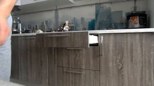 Как вытащить и задвинуть выдвижной ящик с телескопической системой