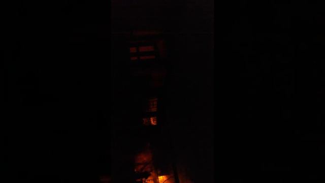 Горит сарай. смотреть онлайн