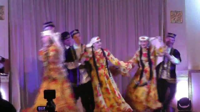 Biju ansamble "ILDAN" - Танцевальный ансамбль "Ильдан" смотреть онлайн