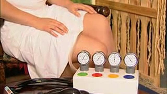 Упражнения с четырехкамерным тренажером #2 смотреть онлайн