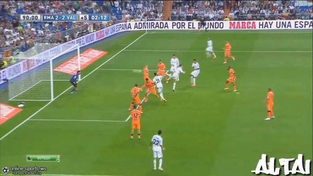 Гол пяткой от Роналду смотреть онлайн