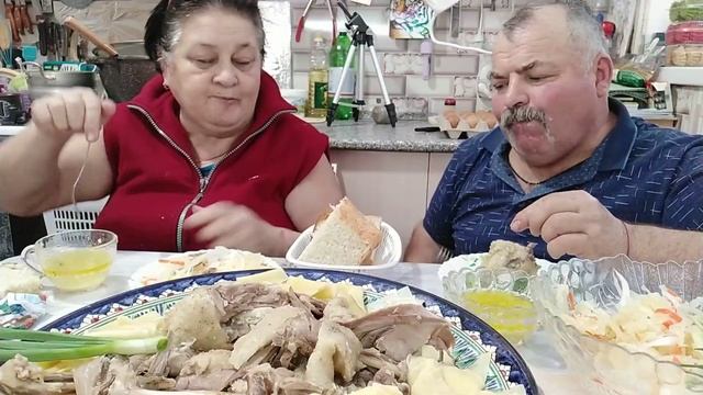 Мукбанг. Бешбармак из утки. смотреть онлайн