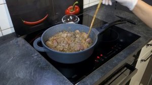 Венгерский гуляш-суп. Вчера он был вкусный, а сегодня еще вкусней!