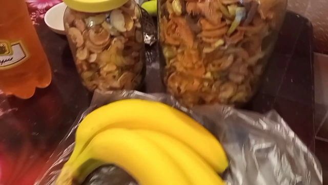 Два салата за 10 минут. Что можно купить на 1000 рублей. смотреть онлайн