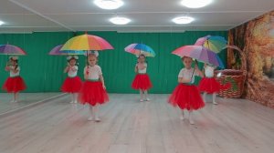ТАНЕЦ С ЗОНТАМИ "КАП-КАП-КАП" (частный сад "Солнышко" Краснодар)